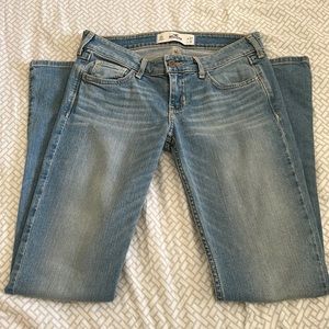 hollister 5s (27x31) low rise boot cut jeans